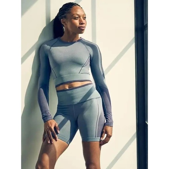 NEW Athleta Allyson Felix Legend Shine Seamless High-Rise Bike Short Green XS - Picture 5 of 11